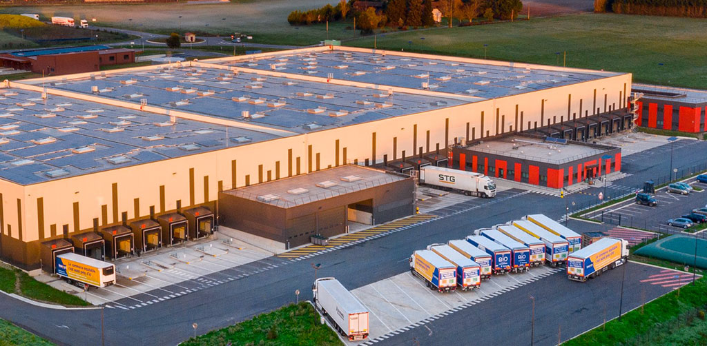 Construction d'une plateforme logistique - Quais - Vue générale des quais BIOCOOP