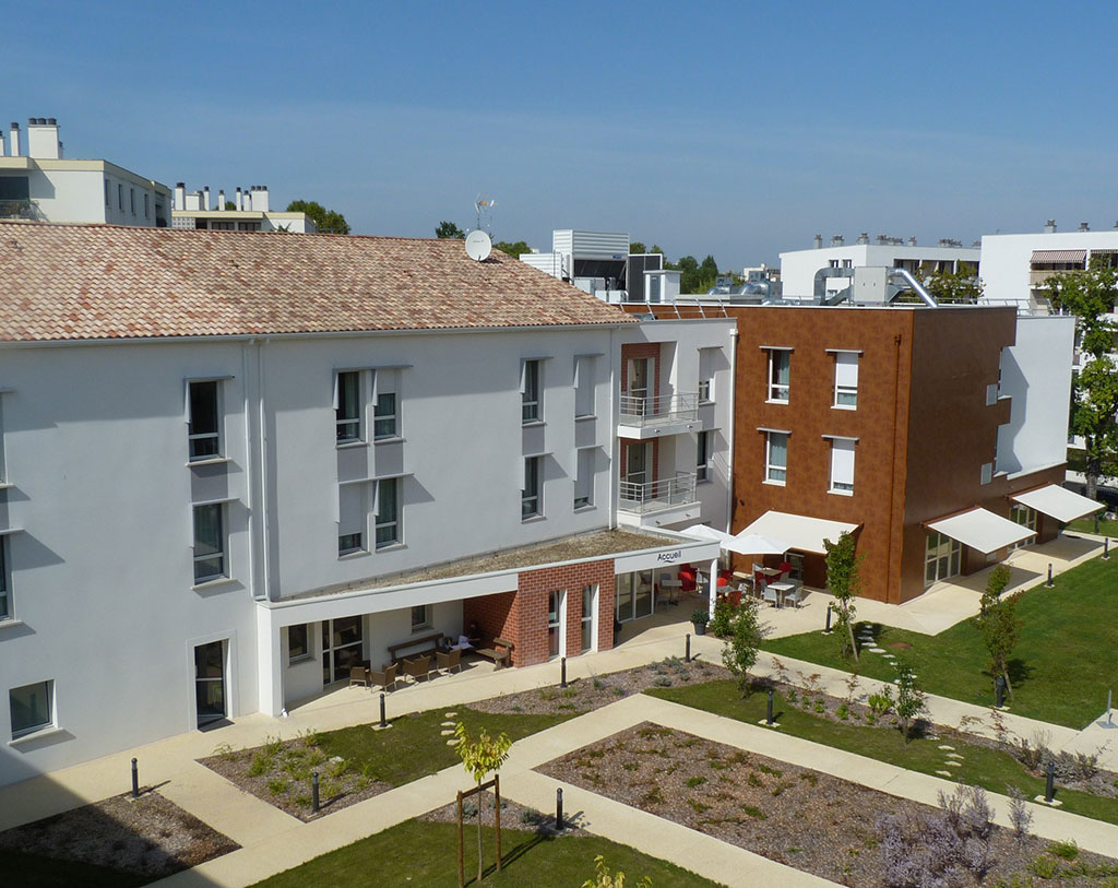 Reconstruction d'un EHPAD à Bordeaux Caudéran - Éclairage naturel CHENERAIE vue du bâtiment