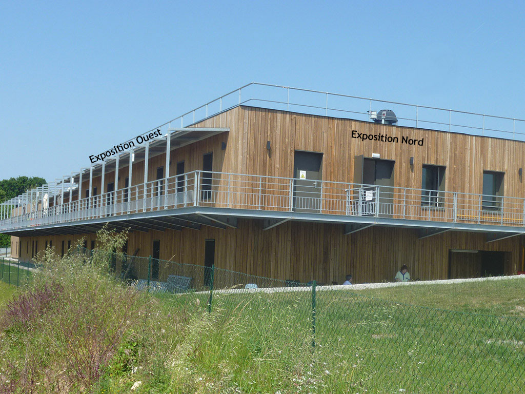 Reconstruction d'un EHPAD en Gironde -Éclairage naturel CLOS LAFITTE bâtiment et exposition Ouest et Nord