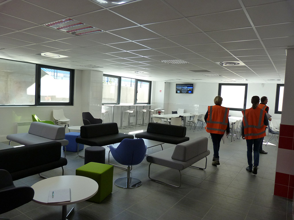 Entrepôt de groupage - Locaux sociaux - Local repos et restauration GEODIS