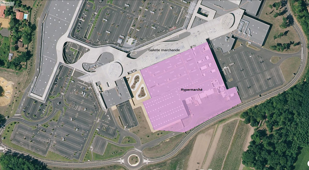 Construction d'un hypermarché -Circulation extérieure -Vue générale LECLERC