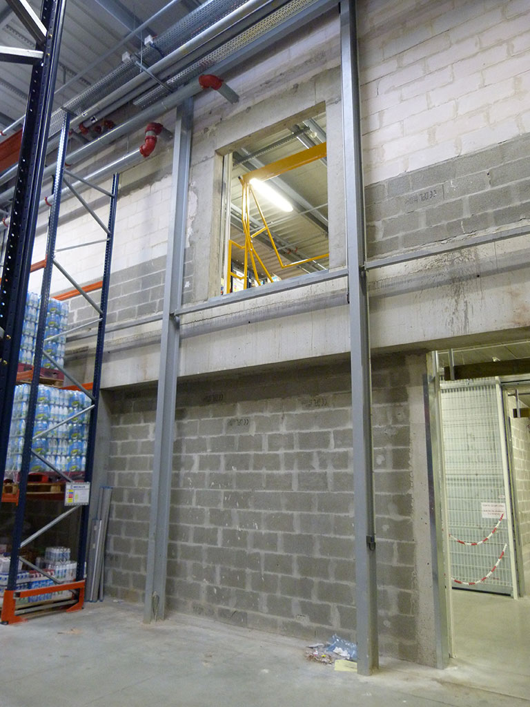 Construction d'un hypermarché -Manutention et levage-Réserves LECLERC