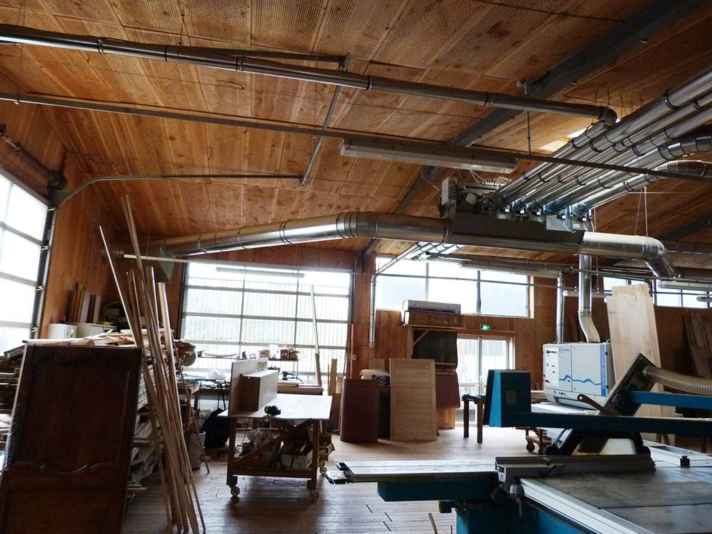 Atelier "fabrication de meubles en bois" - Acoustique MARTICORENA vue de l'intérieur
