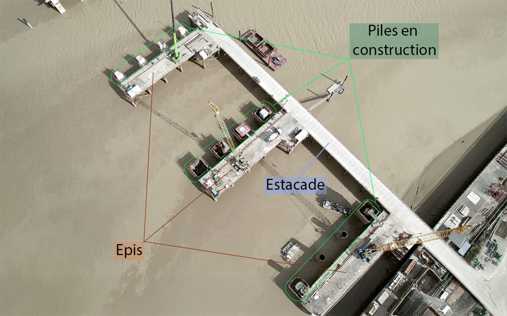 PONT-SIMONE-VEIL-estacade1