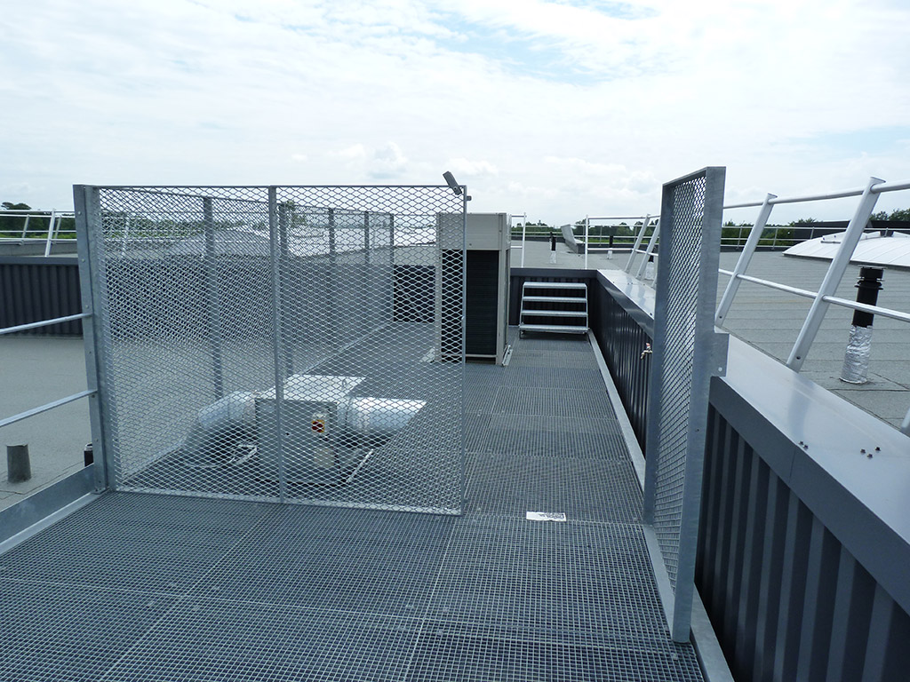 Intervention ultérieure sur ouvrage SOBLACO - Construction d'un atelier de menuiserie métallique - Interventions ultérieures sur ouvrage -Enceinte "zone technique" avec accès limité