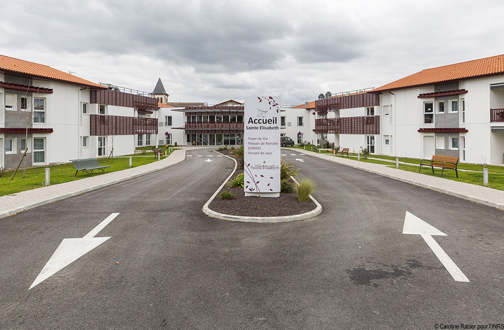 STELISA-circulation-exterieure1_fiche-Reconstruction d&rsquo;un EHPAD à Saint-Palais