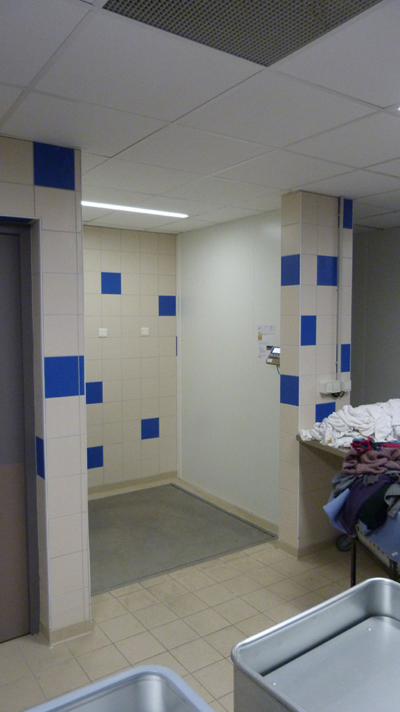 Reconstruction d'un EHPAD à Saint-Palais -La lingerie-buanderie-Zone "sale" - STELISA entrée