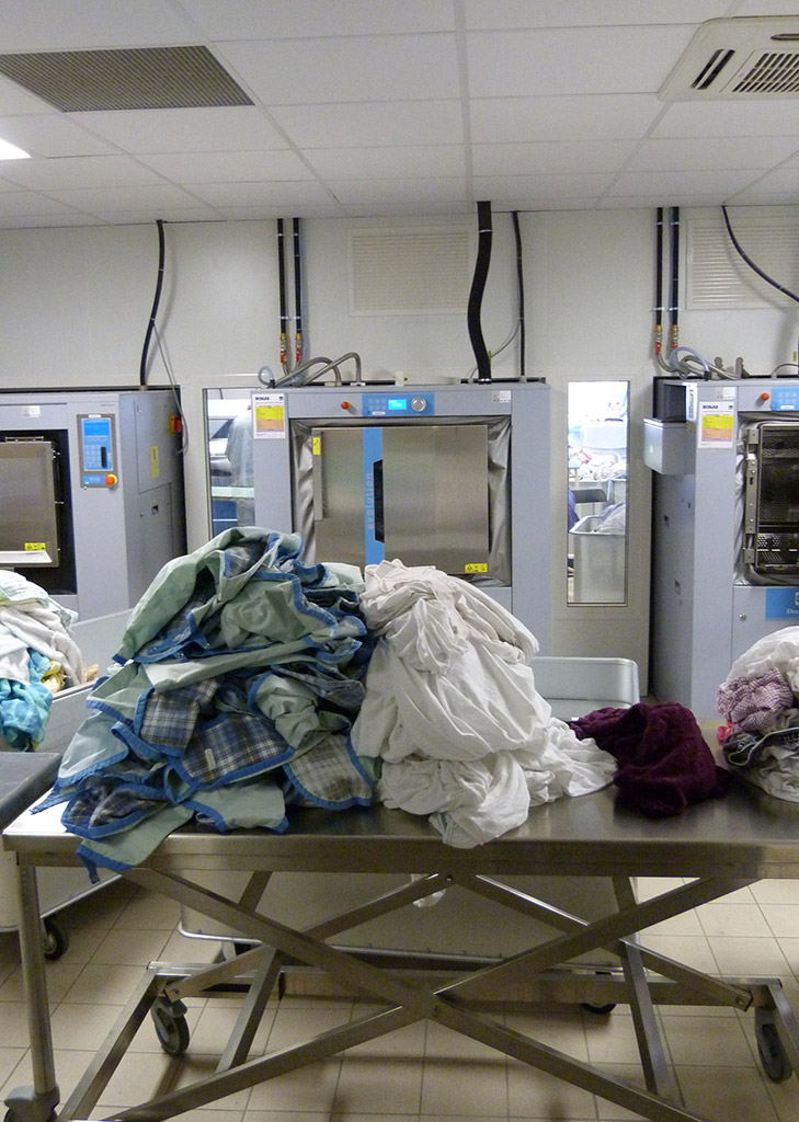 Reconstruction d'un EHPAD à Saint-Palais -La lingerie-buanderie- Zone "sale" : séchage Stelisa linge sale buanderie