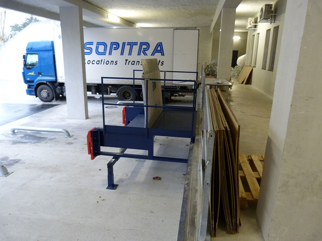 Construction d'une clinique -Cour logistique -Réalisation d'une cour logistique dédiée 3