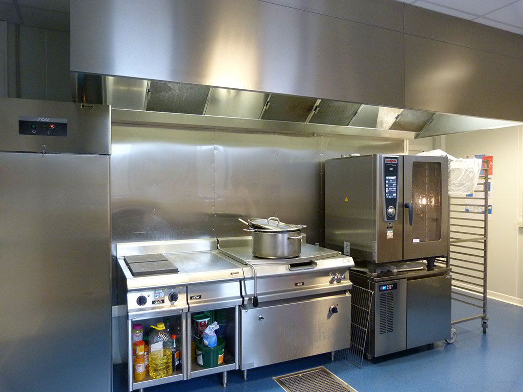 Construction d'une clinique - Cuisine -Zone cuisson - Préparation chaude