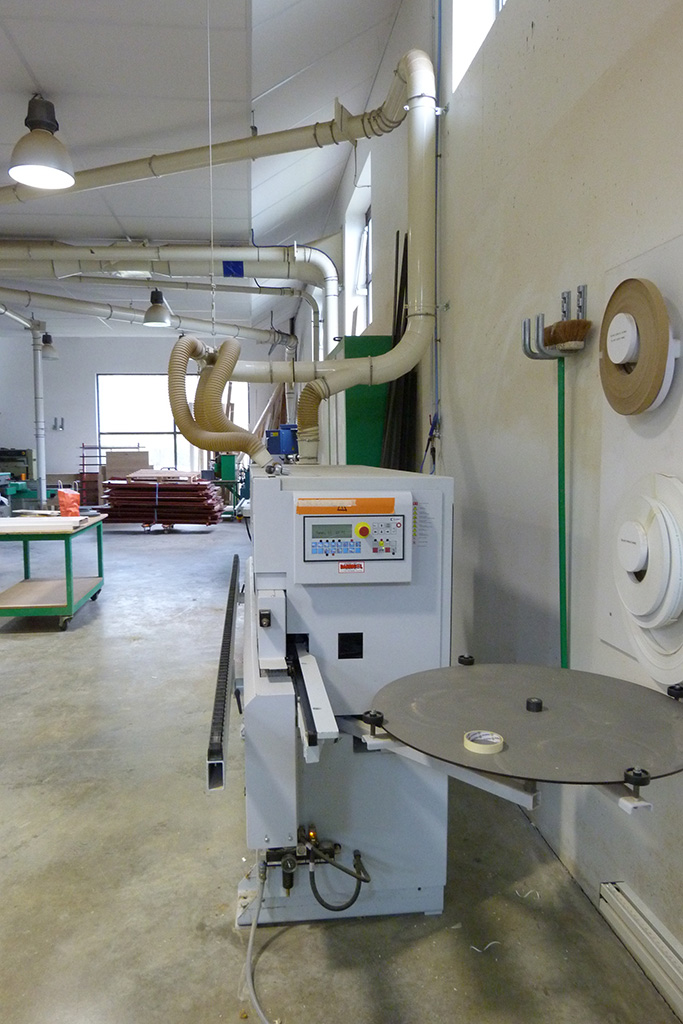 Atelier de création d'aménagement et d'agencement intérieur ATRIUM- assainissement air - Réseau d'aspiration des poussières de bois
