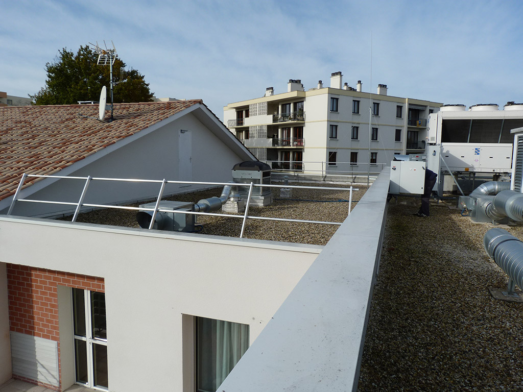 EHPAD Bordeaux Caudéran, CHENERAIE Intervention ultérieures sur ouvrage - Accès toitures - Porte d'accès aux combles